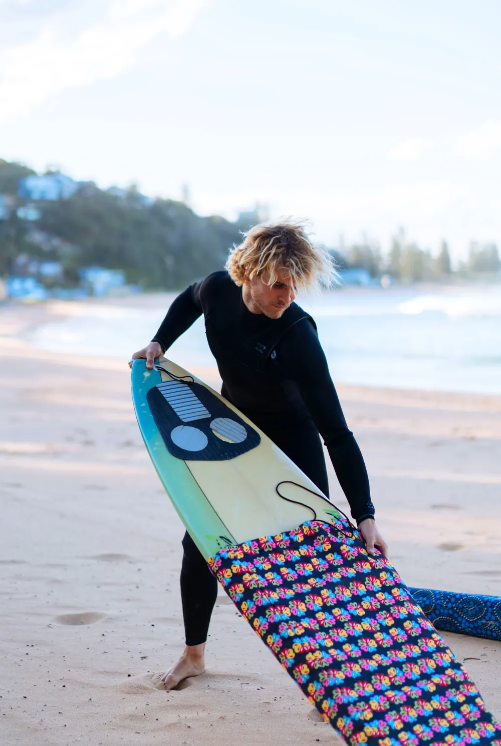 Alien Flower Love  - Short Boardsox Surfboard Cover